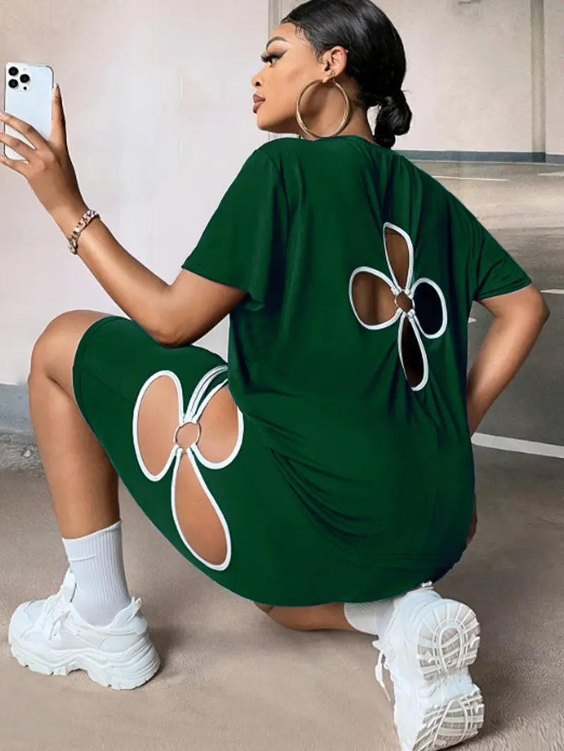 Green women's short-sleeve floral cut-out top and matching shorts set
