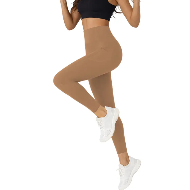 Women's high-waisted leggings in a solid color